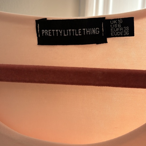 PrettyLittleThing Open Back Body Suit - Picture 3 of 3